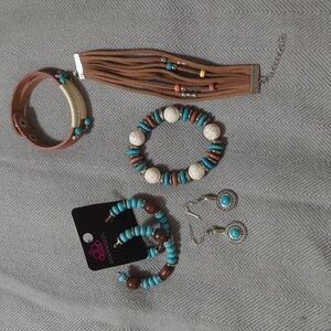 Earring and bracelet set